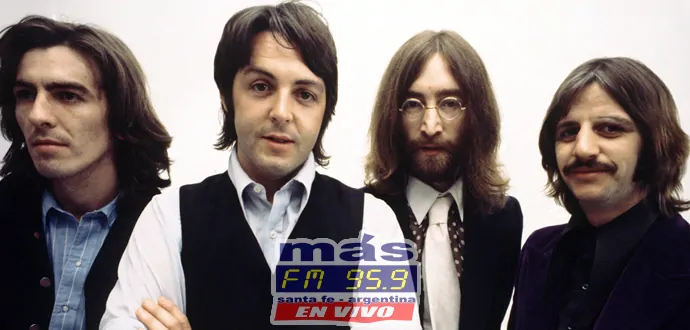 Cuando era niño, John Lennon saltaba la pared para ir a Strawberry Fields y jugar con los niños que vivían allí, mientras escuchaba a la banda del Ejército de Salvación. Cuando era niño, John Lennon saltaba la pared para ir a Strawberry Fields y jugar con los niños que vivían allí, mientras escuchaba a la banda del Ejército de Salvación.
