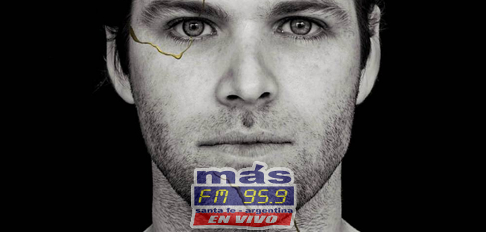 Lo venía anunciando y finalmente llegó. Benjamín Amadeo presentó No te enamores, su flamante tema y ya se convirtió en un éxito en las redes. 

El video, que cuenta con la participación de Gimena Accardi, recibió la aceptación de sus fanáticos y ya está disponible en todas las plataformas.