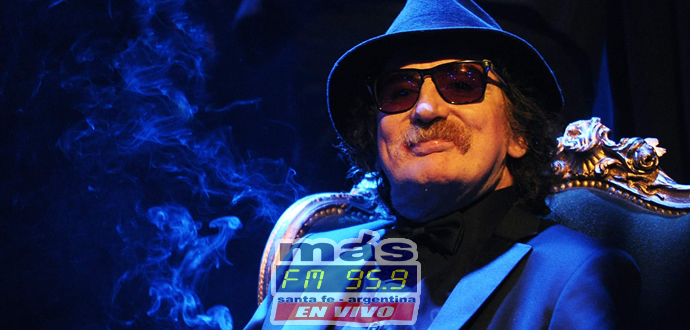 Un problema de salud obligó a Charly García a abandonar antes de lo previsto el recital que ofrecía anoche en Rosario. 