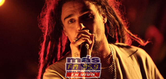 La banda de reggae Dread Mar I estrena "Decide Tú": toda la info, la letra y el video están acá!

"Decide Tú" es el tercer single de "Caminarás Caminos", el último álbum de estudio de Dread Mar I. El video refleja el dolor que implica la inevitable situación de afrontar una ruptura sentimental.