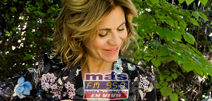 La cantante argentina Marcela Morelo, artífice de éxitos como "Corazón salvaje", presentó su nuevo tema musical "La salida" que canta a dueto con la española Rozalén.