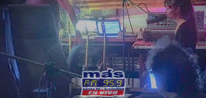 Brenda Asnicar cumplió el sueño de cantar junto a Charly García y se mostró movilizada en Instagram al reflejar ese inolvidable momento.