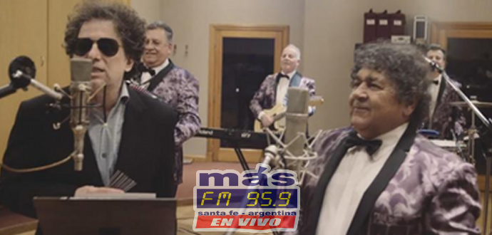 Los Palmeras grabaron junto a Andrés Calamaro una nueva versión de Asesina una de sus canciones más reconocidas, que además cuenta con un acompañamiento orquestal.