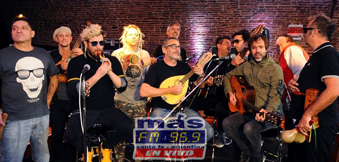 Los Auténticos Decadentes acaban de finalizar la primera etapa internacional de su girA Fiesta Nacional con un éxito sin precedentes y de carácter histórico para la música argentina. 