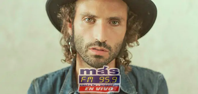 Llega "Nuclear" el cuarto álbum de Leiva, un artista en estado de indiscutible inspiración que prolonga el fenomenal impacto conseguido con “Monstruos”, su exitoso trabajo de 2016. Llega Nuclear el cuarto álbum de Leiva, un artista en estado de indiscutible inspiración que prolonga el fenomenal impacto conseguido con “Monstruos”, su exitoso trabajo de 2016.