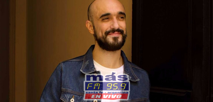 Abel Pintos no para. Casi sin descanso, el cantante comenzó su gira patagónica en la provincia de La Pampa y continuará por varias ciudades.