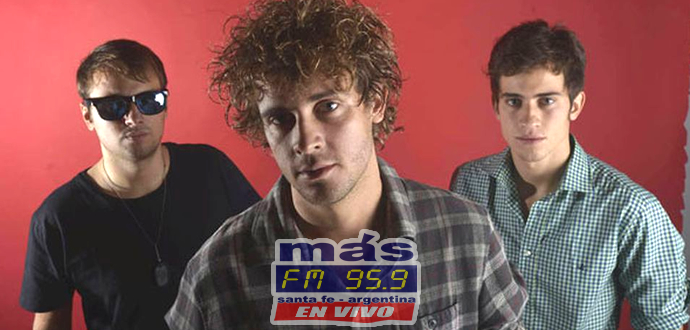 Tras el éxito logrado con sus singles “Prohibido” y “Capitán”, Parientes lanza una nueva canción titulada “Sutil”, que cuenta con la producción de Pepe Céspedes y Juan Bruno, de Bersuit Vergarabat.

El material fue grabado en los estudios Romaphonic de la ciudad de Buenos Aires, y el ingeniero de producción y mezcla fue Edu Pereyra.