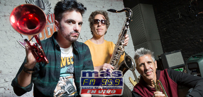 La superbanda formada por Didi Gutman (líder de Brazilian Girls), Cachorro López (reconocido productor musical y bajista de los míticos Abuelos de la Nada) y Ale Sergi (compositor y frontman de Miranda!), Meteoros, lanzó su segundo álbum.

El mismo cuenta con la participación de otros grandes como Kevin Johansen, Vicentico, Javiera Mena, Emmanuel Horvilleur, Roberto Musso, y Rosario Ortega.