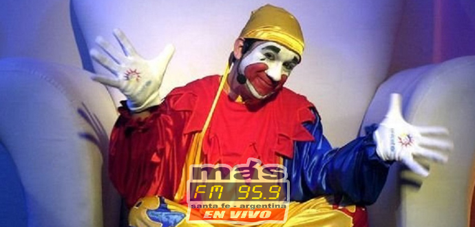 Leíste bien, no hay error. Pedro Aznar invitó a Piñón Fijo a cantar un clásico del rock nacional.

Pedro Aznar festejó sus 60 años con una gran fiesta, a la que asistieron los principales referentes del rock nacional. Piñón Fijo también estuvo entre los invitados.

Es que el animador infantil es uno de los mejores amigos del exbajista de Serú Girán.