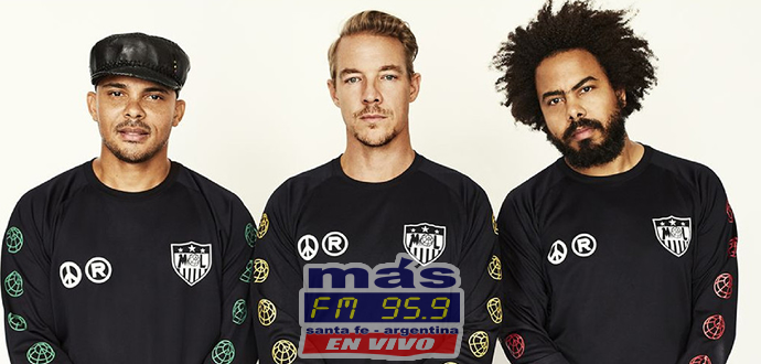 Major Lazer presentó Qué calor un tema que tiene como invitados a J Balvin y al pionero dominicano del dembow, El Alfa . 