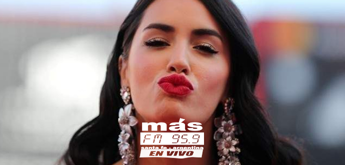  Las maravillas de la vida  es el video que Lali Espósito estrenó junto a Los Ángeles Azules y generó Más de un millón de visitas en Youtube en solo dos días. 