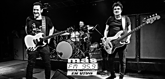 Divididos lanzó “Insomnio”, una canción registrada por cada uno de los integrantes del power trío desde sus respectivos hogares, al igual que el videoclip que la acompaña.