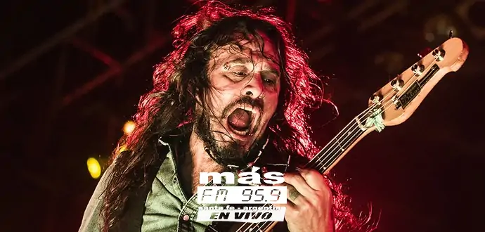 La Renga nos sigue regalando estrenos y llegó el momento de "El que me lleva". "El que me lleva” es el sexto adelanto del nuevo trabajo de La Renga y te damos toda la info, la letra y el video. El tema fue grabado y mezclado por Matias Gonçalves, en los estudios de Ezeiza durante el 2019 y el 2020 y como en los anteriores adelantos, viene con un video dirigido por Diego Stokelj, Sebastián Arcidiácono y Gustavo Cataldi. La Renga nos sigue regalando estrenos y llegó el momento de "El que me lleva".
"El que me lleva” es el sexto adelanto del nuevo trabajo de La Renga y te damos toda la info, la letra y el video.
El tema fue grabado y mezclado por Matias Gonçalves, en los estudios de Ezeiza durante el 2019 y el 2020 y como en los anteriores adelantos, viene con un video dirigido por Diego Stokelj, Sebastián Arcidiácono y Gustavo Cataldi.